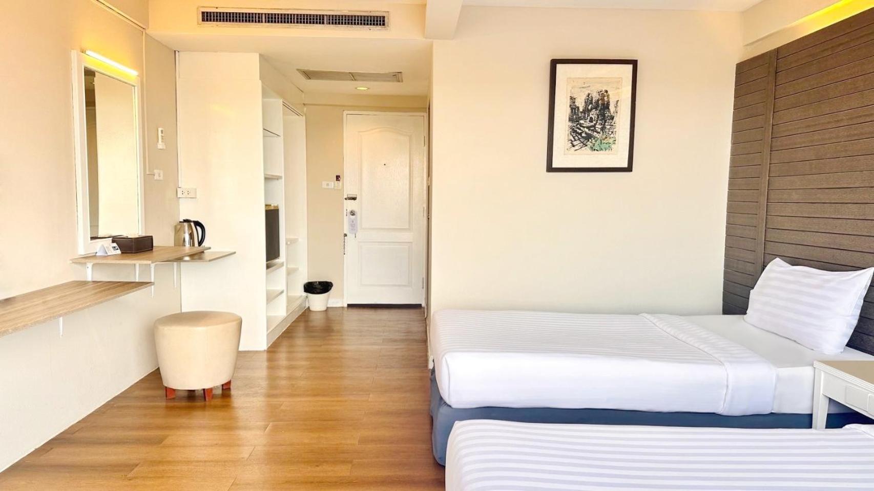 Ayothaya Riverside Hotel Phra Nakhon Si Ayutthaya Exterior photo